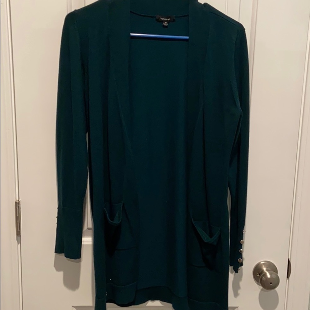 Green long sleeve sweater